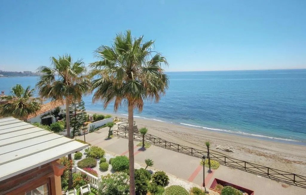 דירה אסטפונה Penthouse On The Beachfront ספרד