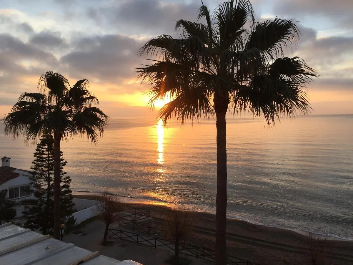 Apartment Penthouse On The Beachfront Estepona